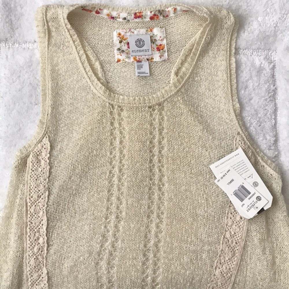 NWT. Element knit tank top